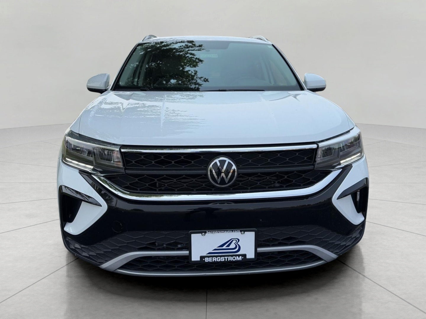 2022 Volkswagen Taos SE 4MOTION