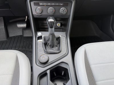 2022 Volkswagen Taos SE 4MOTION