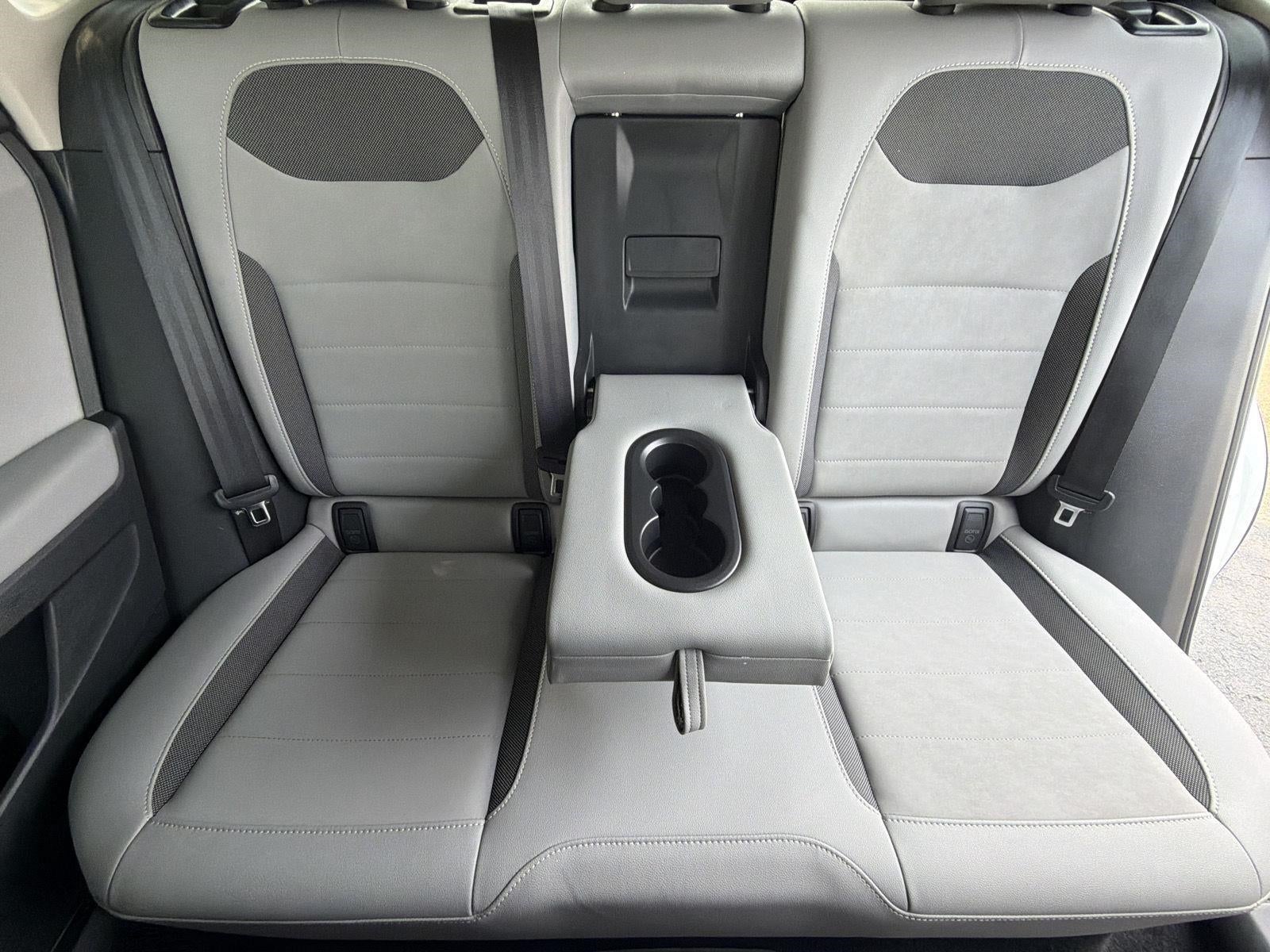 2022 Volkswagen Taos SE 4MOTION