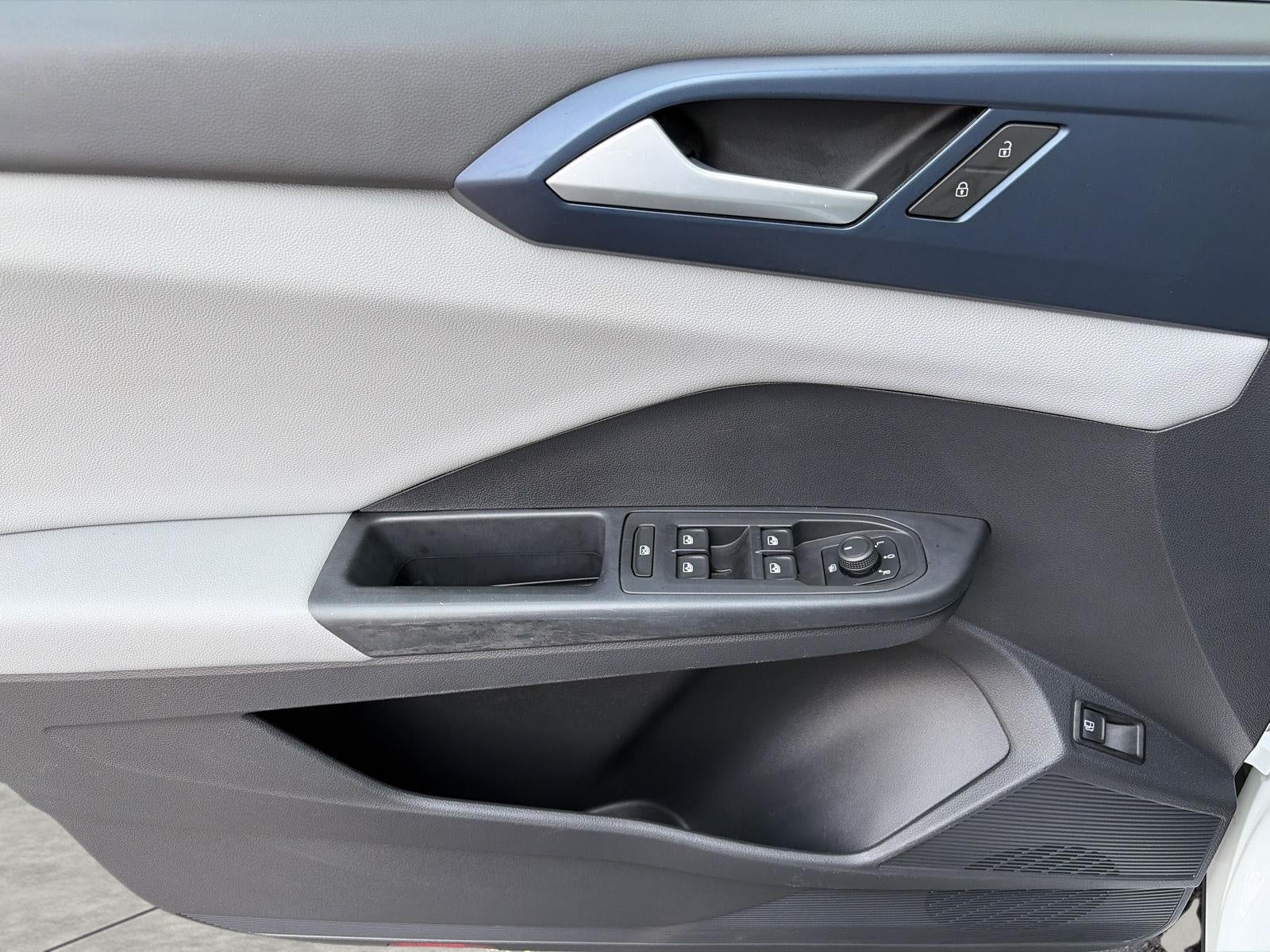 2022 Volkswagen Taos SE 4MOTION
