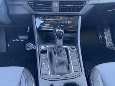 2027 Volkswagen Jetta SE Sedan
