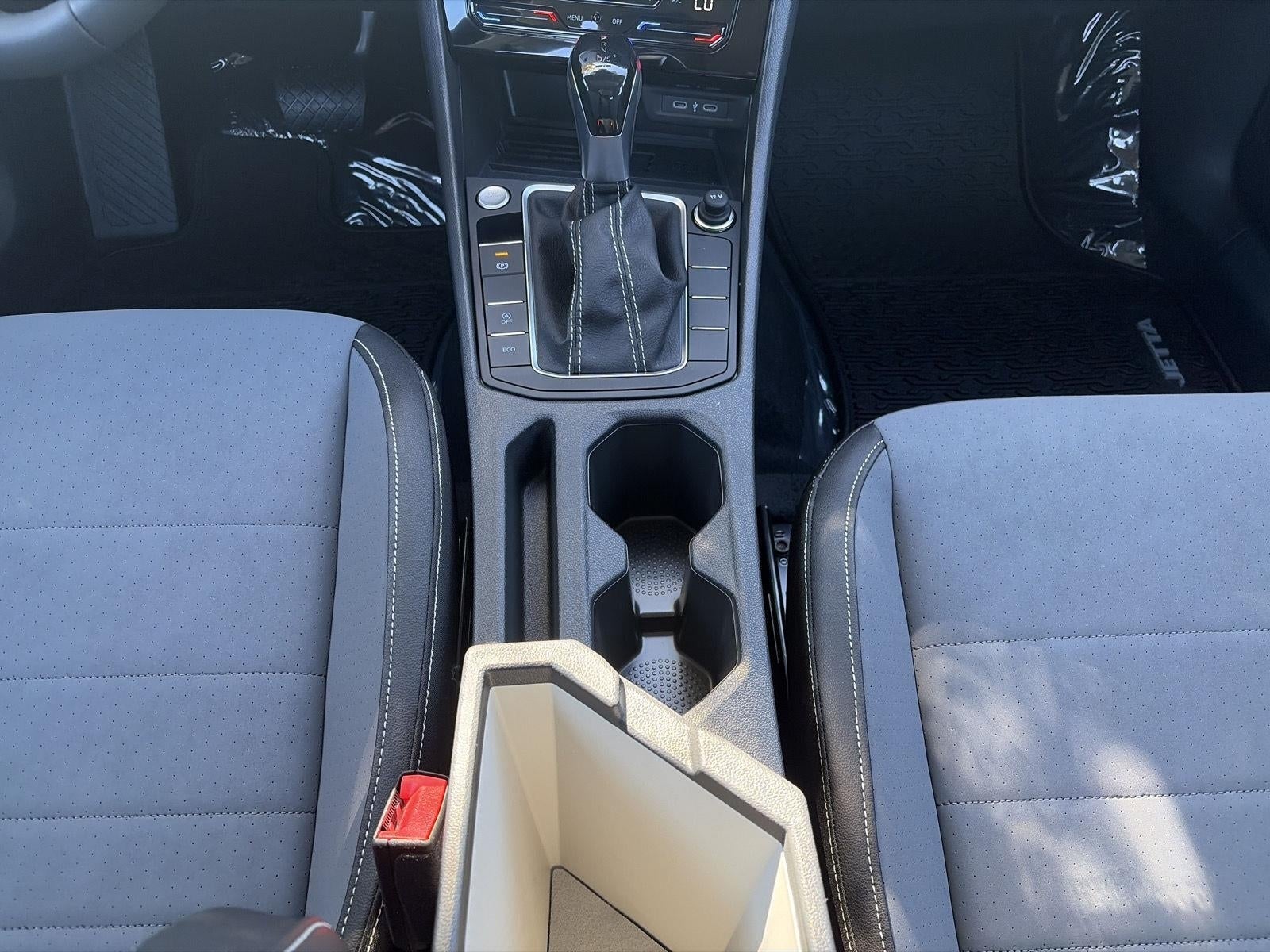 2027 Volkswagen Jetta SE Sedan