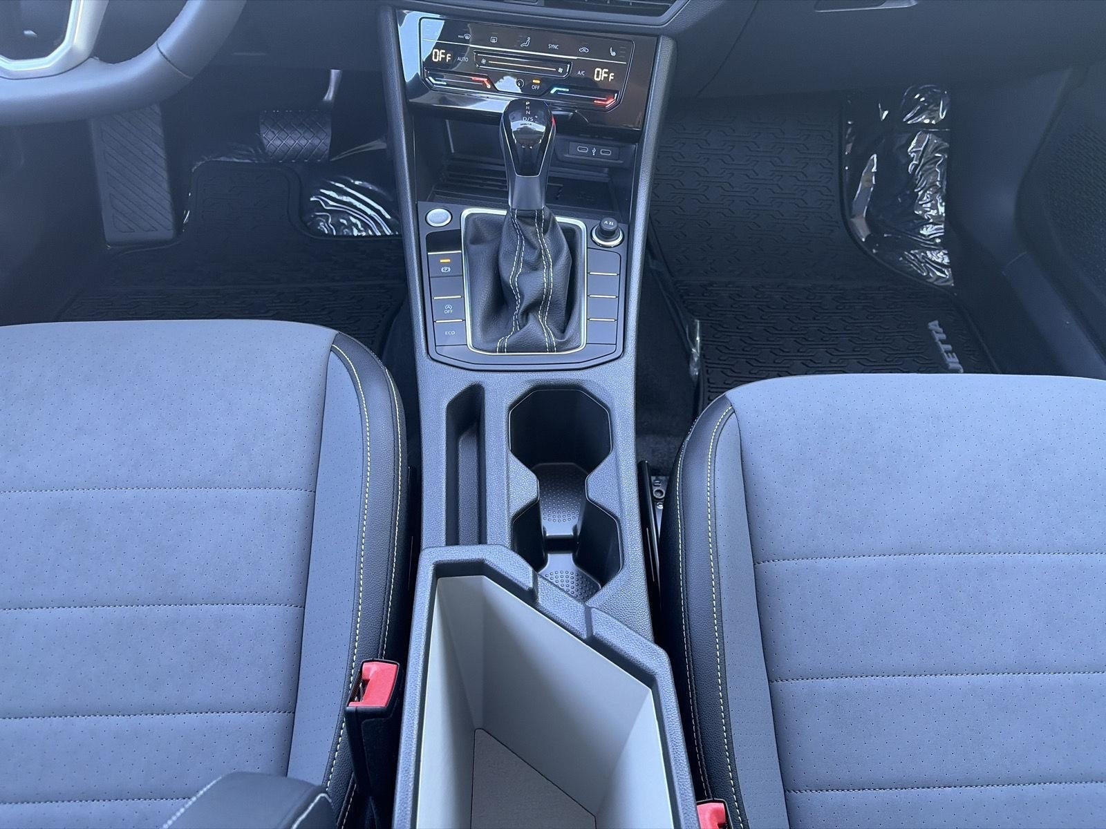 2027 Volkswagen Jetta SE Sedan