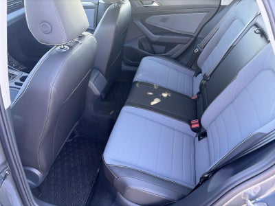 2027 Volkswagen Jetta SE Sedan