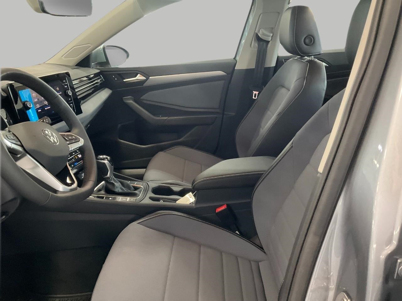 2026 Volkswagen Jetta SE Auto