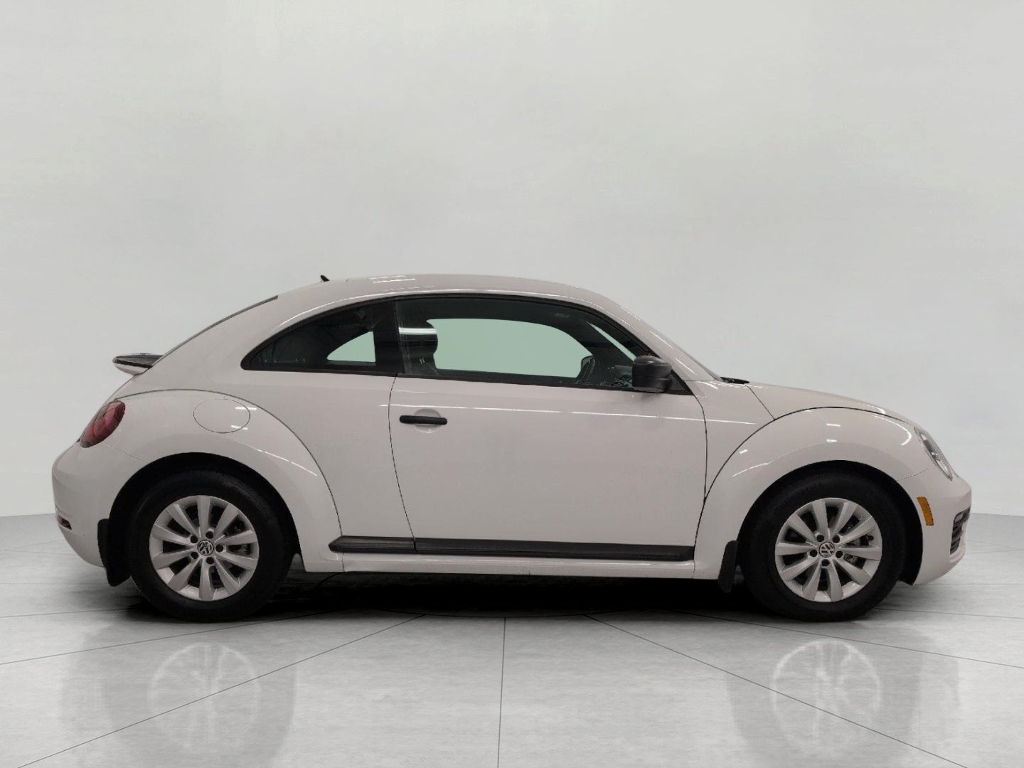 2017 Volkswagen Beetle 1.8T Classic Auto
