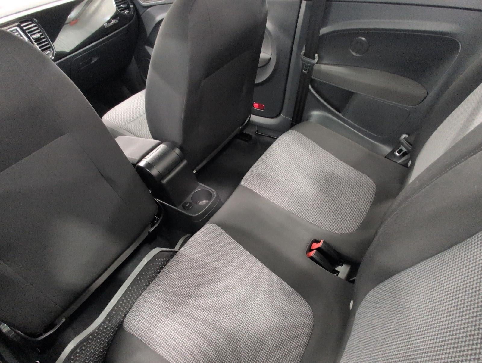 2017 Volkswagen Beetle 1.8T Classic Auto