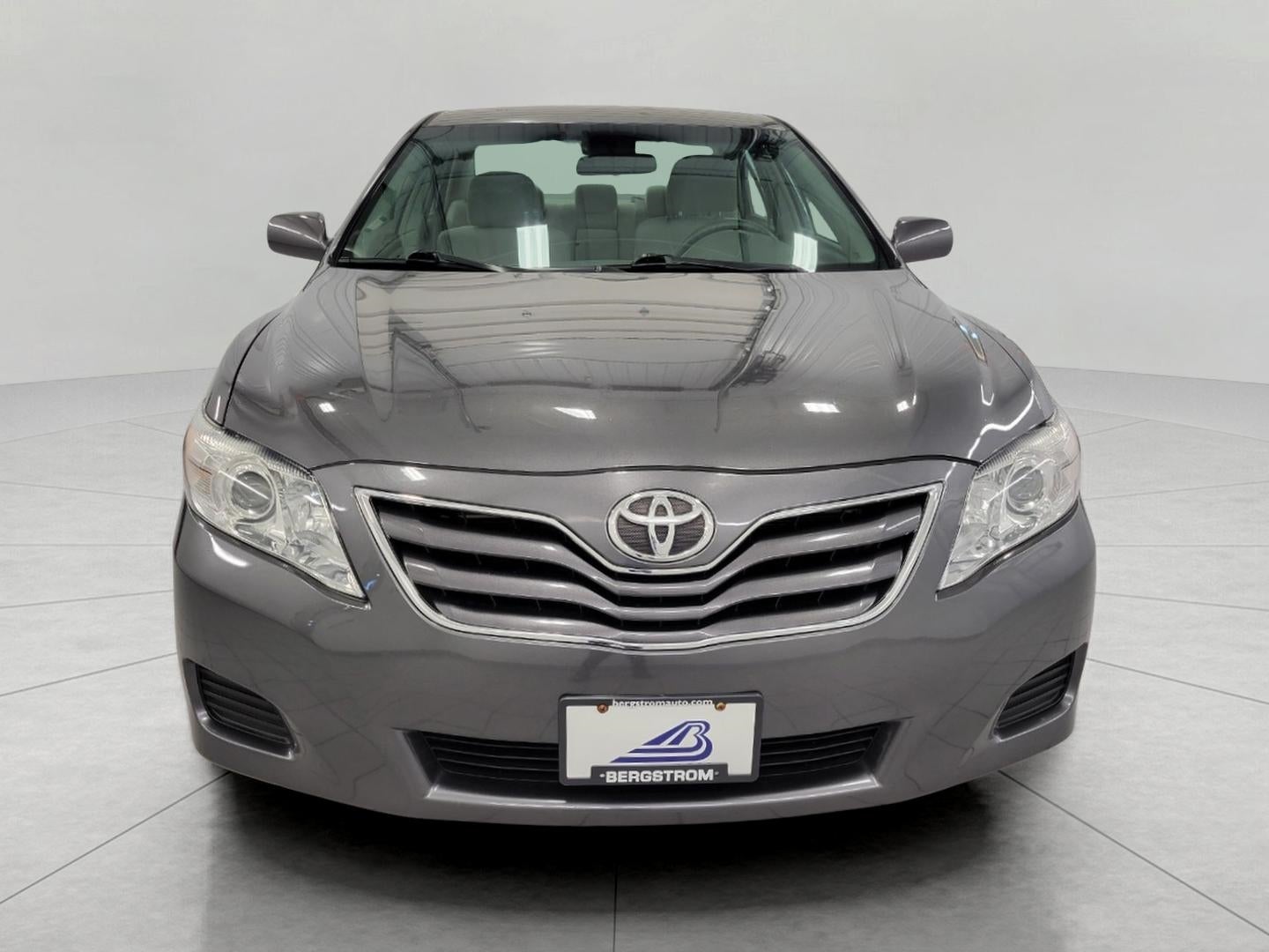 2010 Toyota Camry 4dr Sdn I4 Auto XLE