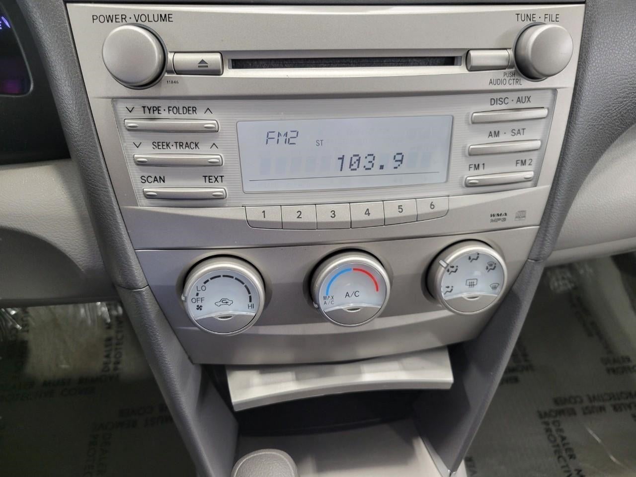 2010 Toyota Camry 4dr Sdn I4 Auto XLE
