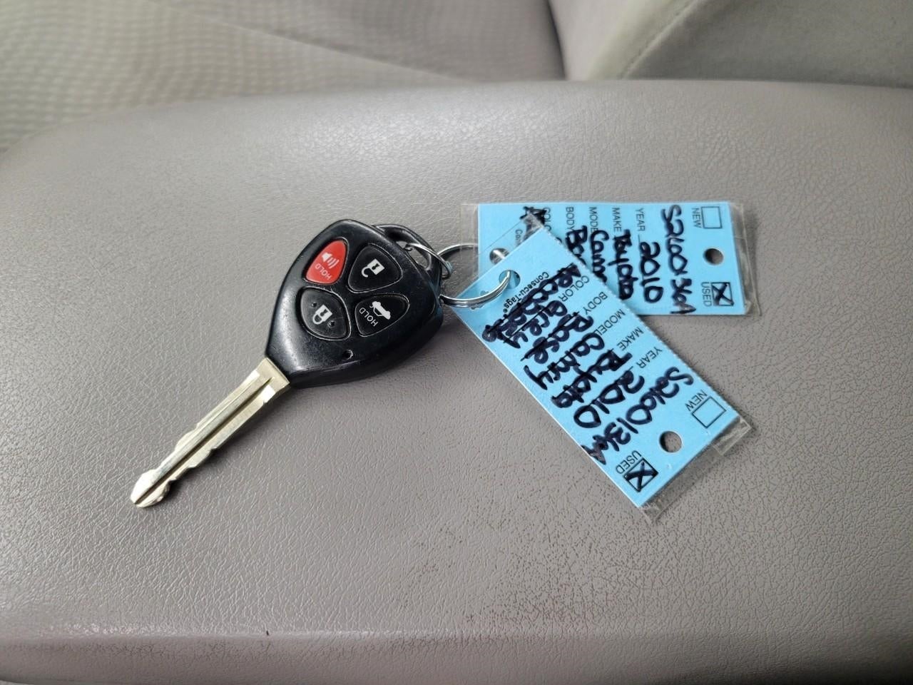 2010 Toyota Camry 4dr Sdn I4 Auto XLE