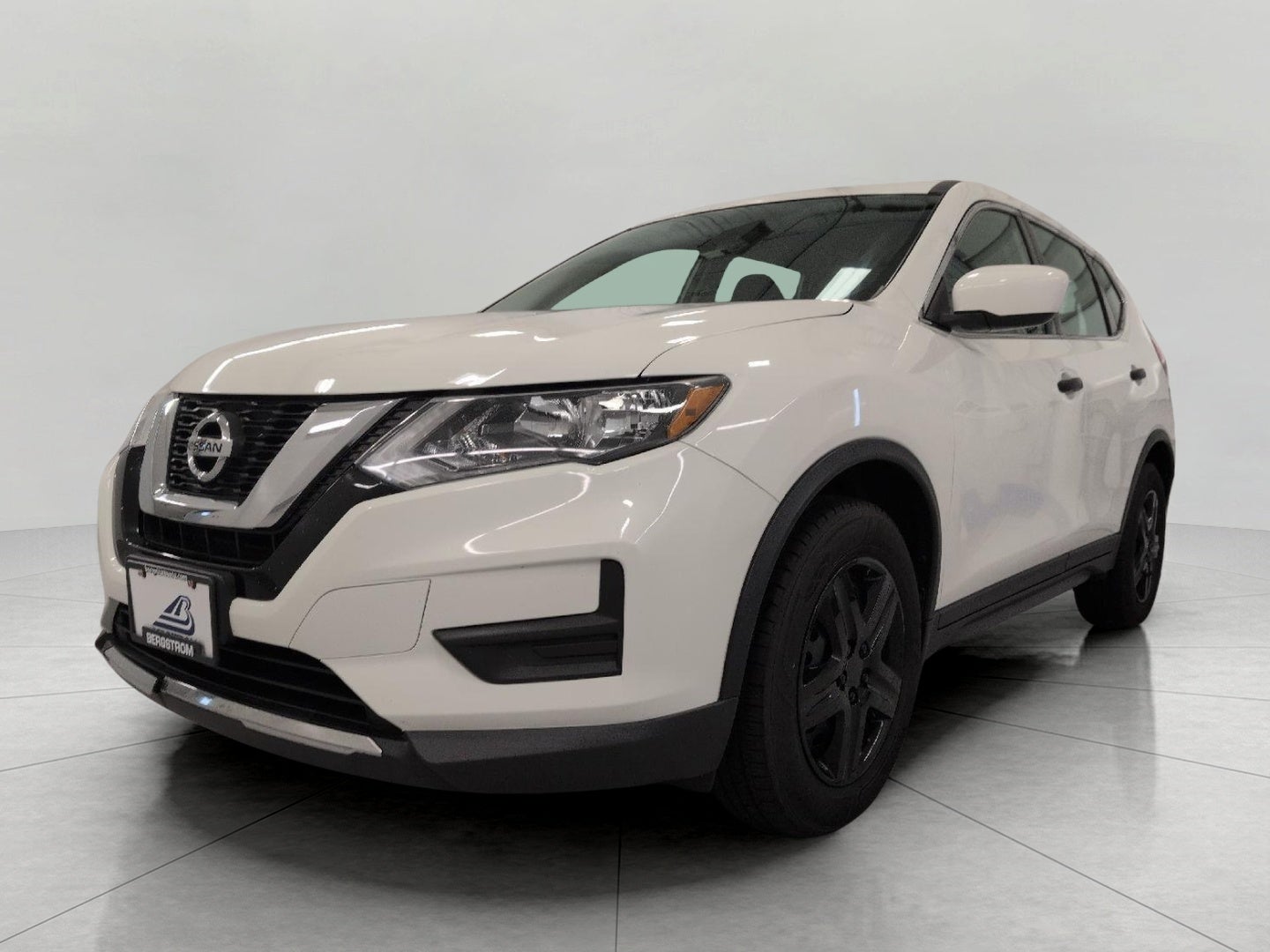 2017 Nissan Rogue FWD S