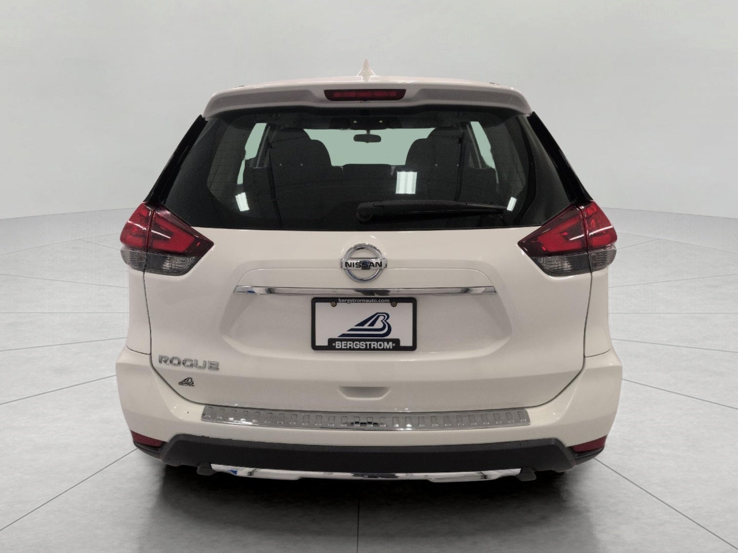 2017 Nissan Rogue FWD S
