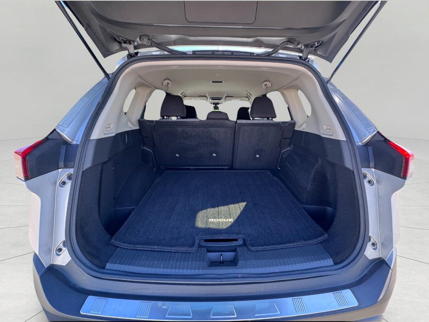 2023 Nissan Rogue AWD SV