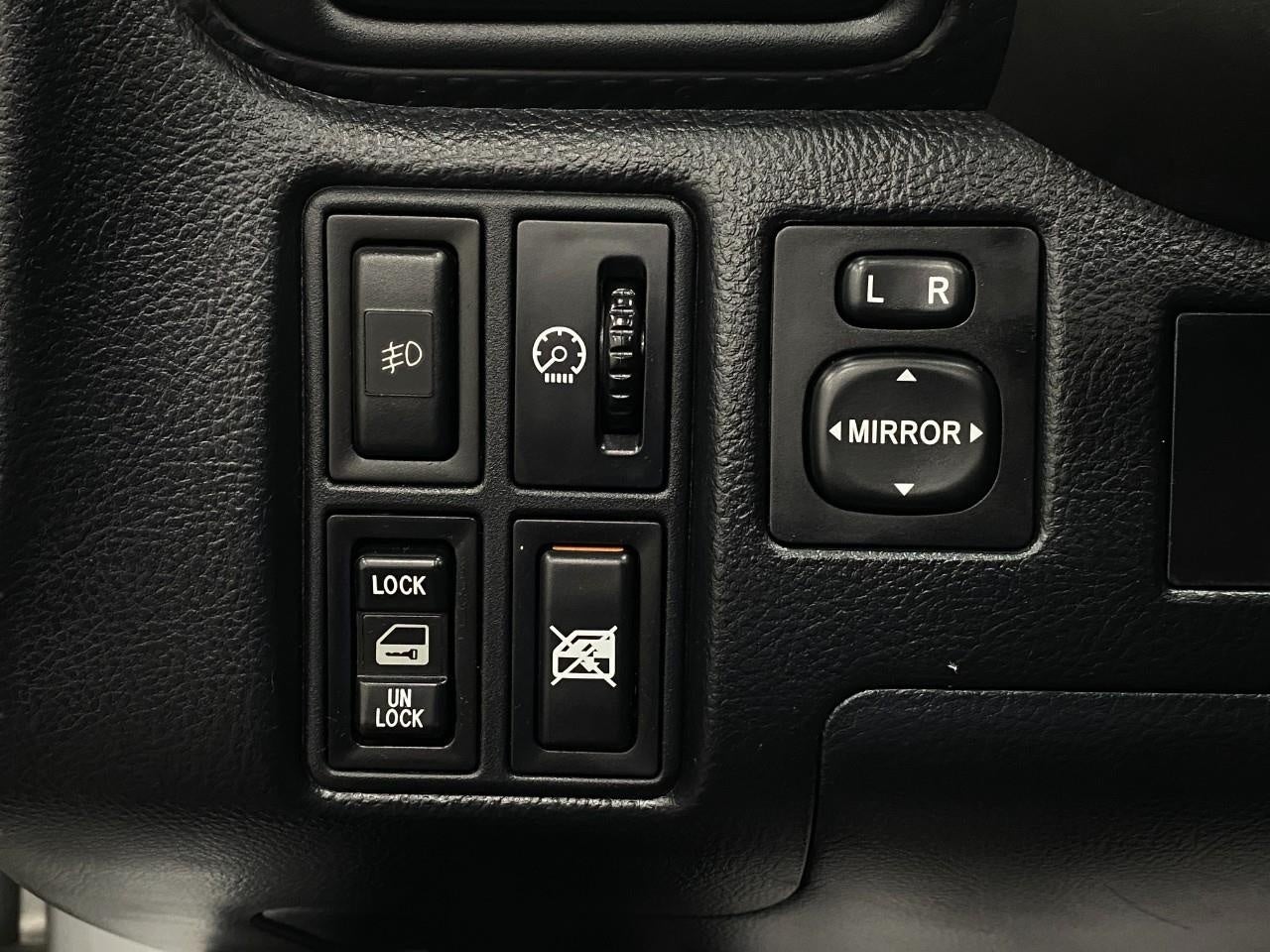 2004 Toyota MR2 Spyder 2dr Conv Manual