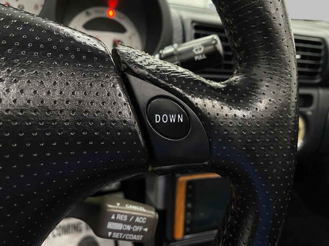 2004 Toyota MR2 Spyder 2dr Conv Manual