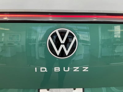 2025 Volkswagen ID. Buzz 1st Edition 4MOTION w/Two-Tone
