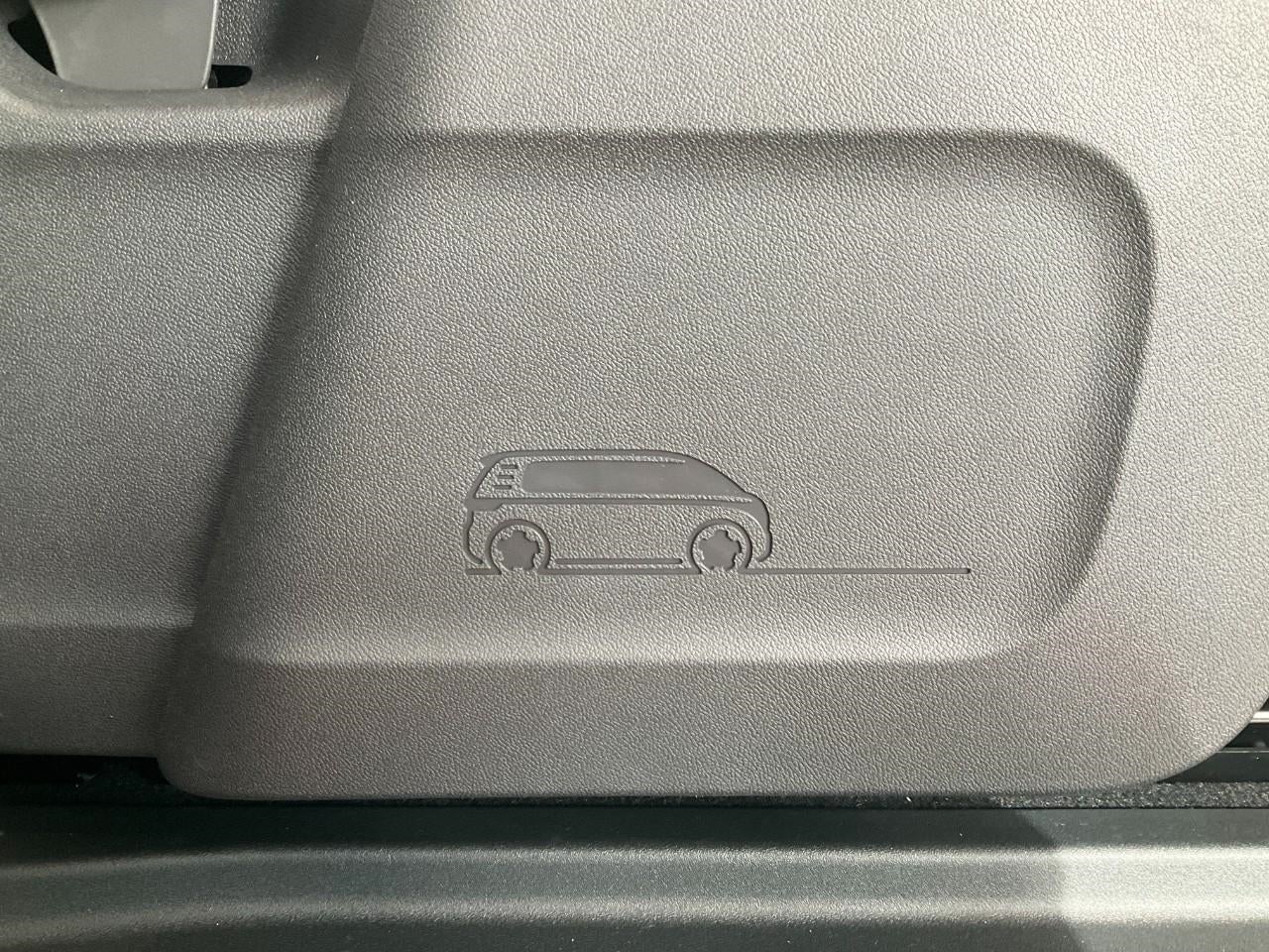 2025 Volkswagen ID. Buzz 1st Edition 4MOTION w/Two-Tone