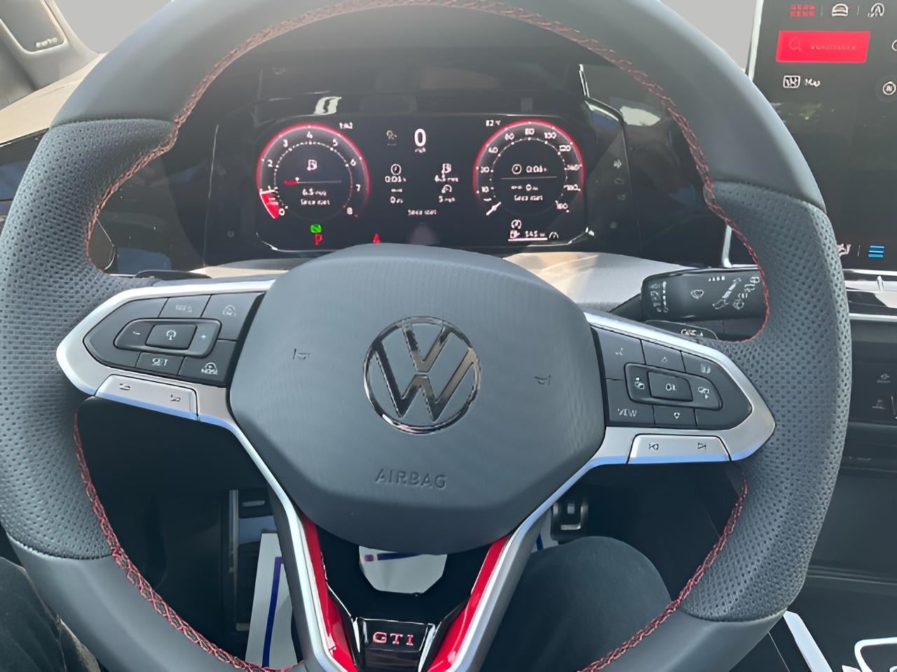 2025 Volkswagen Golf GTI 2.0T Autobahn DSG